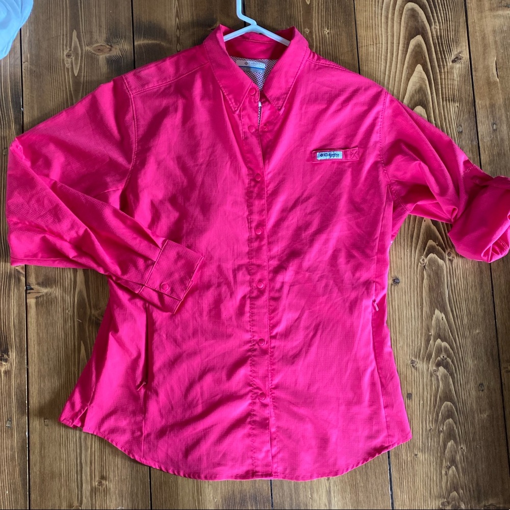 Columbia women’s long sleeve fishing shirt Large